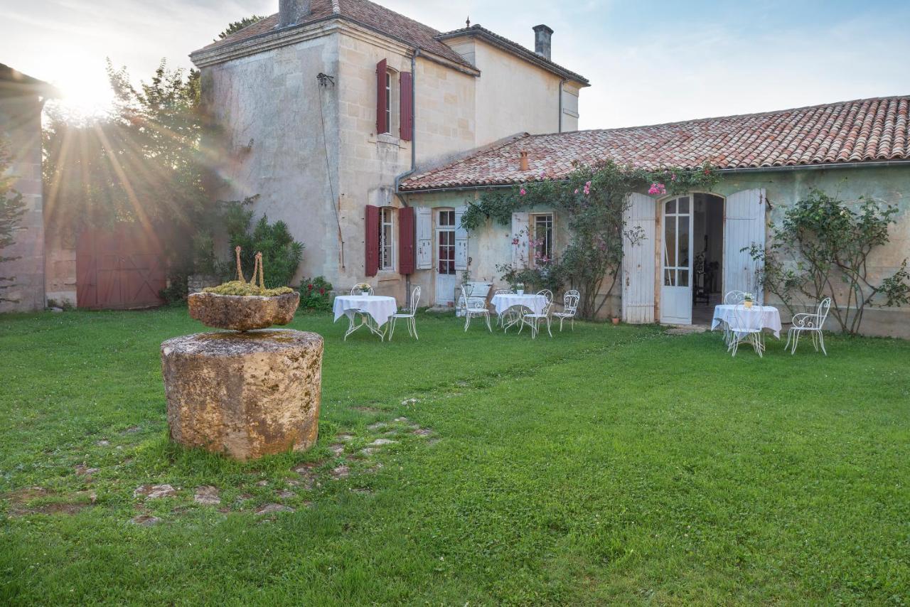 Chateau Le Mejean Pessac-sur-Dordogne Exterior photo